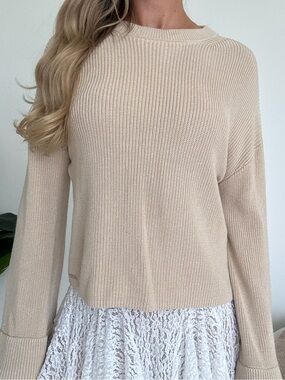 Lune Women's Cream Knit Crewneck Sweater